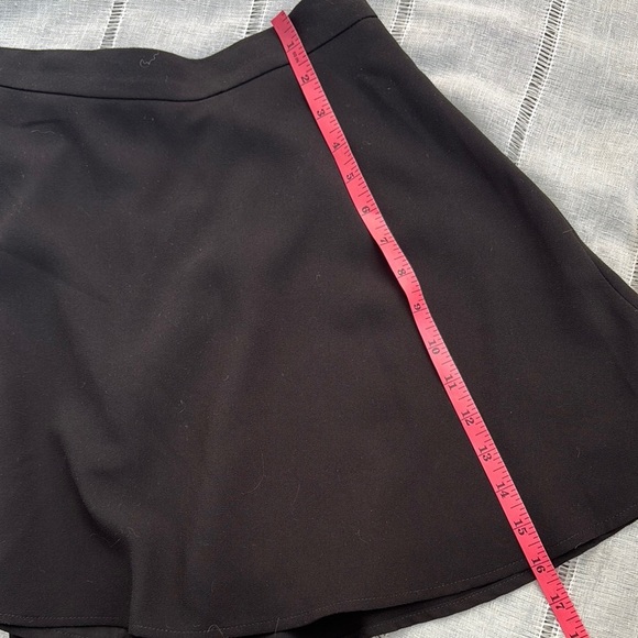 Express Black Skater Mini Skirt for Casual Wear - Picture 6 of 10